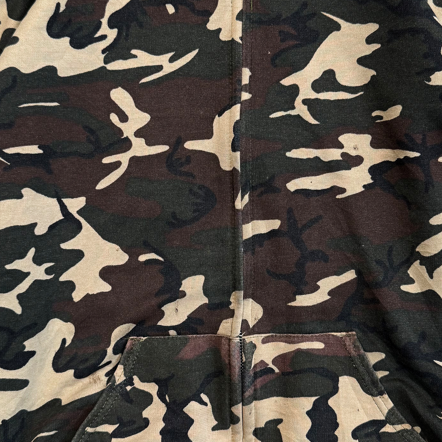 CAMO ZIP HOODIE