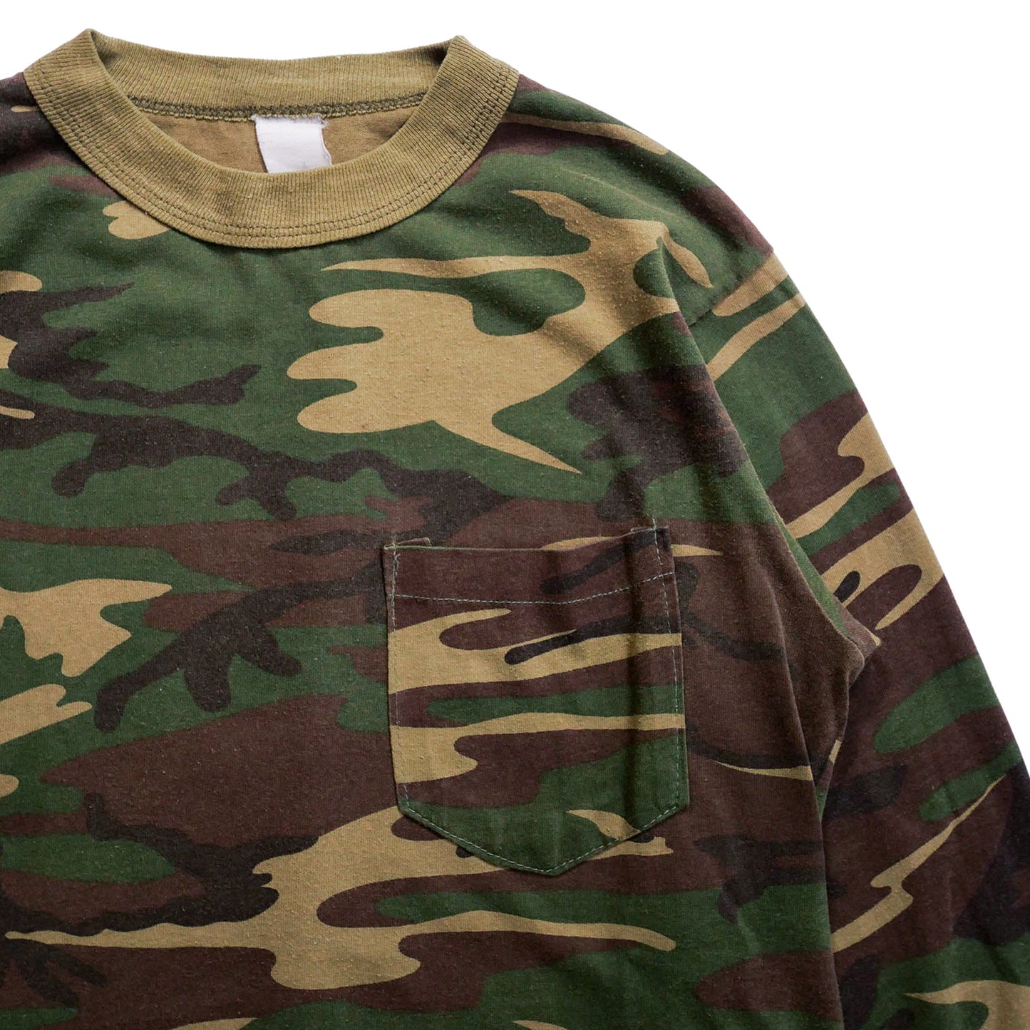 CAMO LONGSLEEVE T-SHIRT